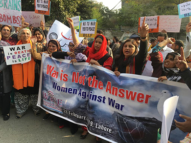 Demonstration in Pak
