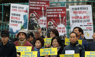 2013_South_Korean_demonstration_against_war_preparations